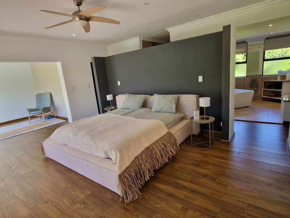 Spacious main bedroom with ensuite